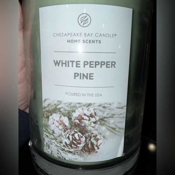 WHITE PEPPER PINE CANDLE - Picture 3 of 3